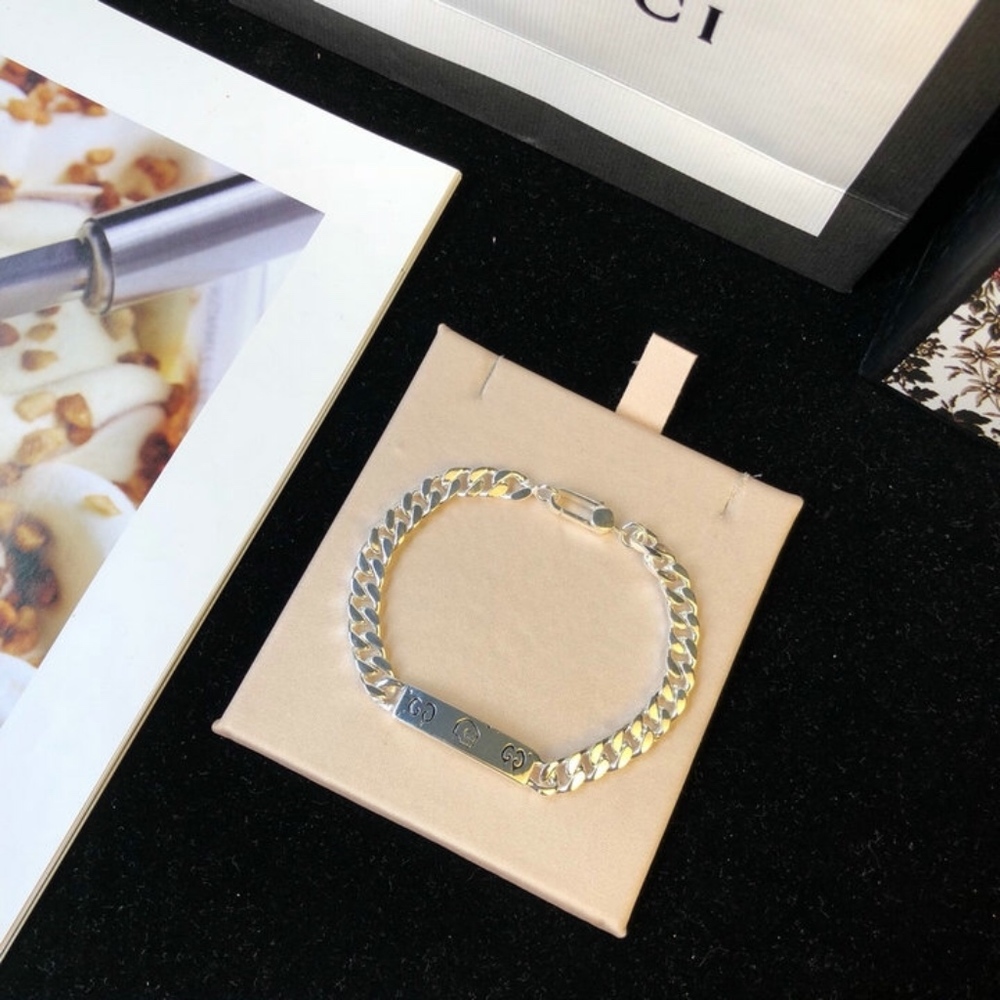Gucci bracelet